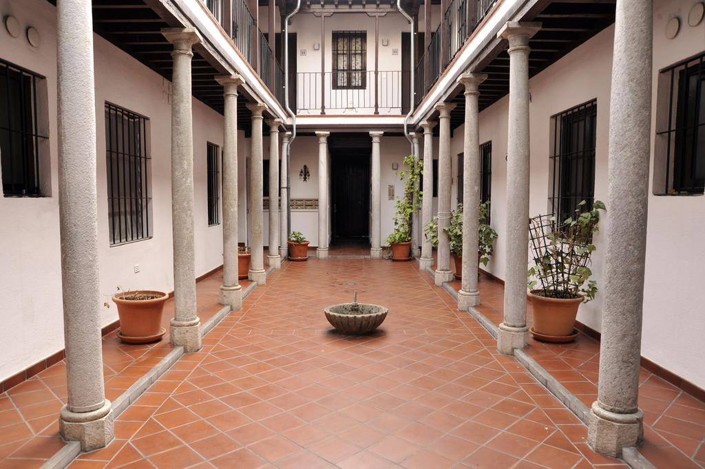 Adanar-Las Columnas Granada Buitenkant foto